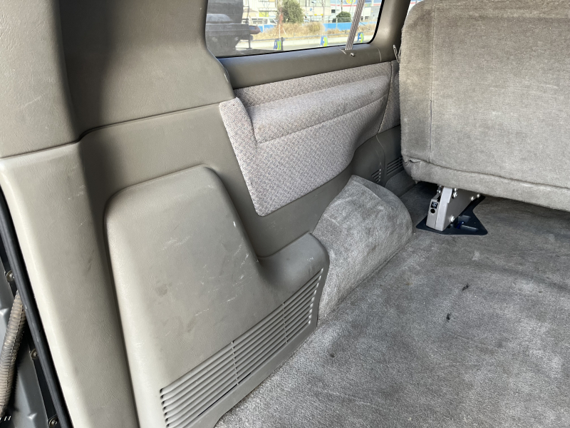 GMC サバナ カーゴフェイス仕様