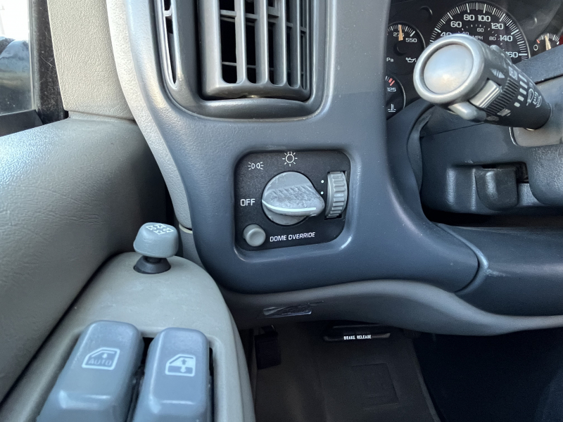 GMC サバナ カーゴフェイス仕様