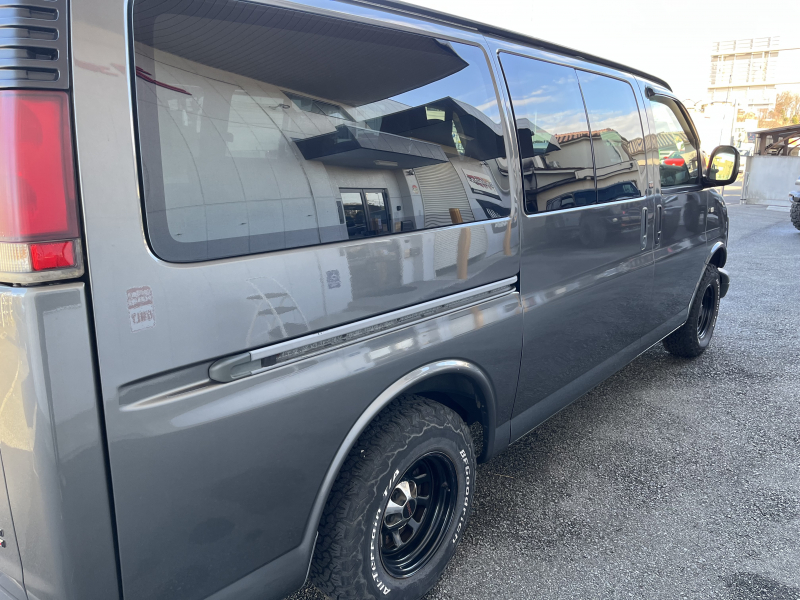 GMC サバナ カーゴフェイス仕様